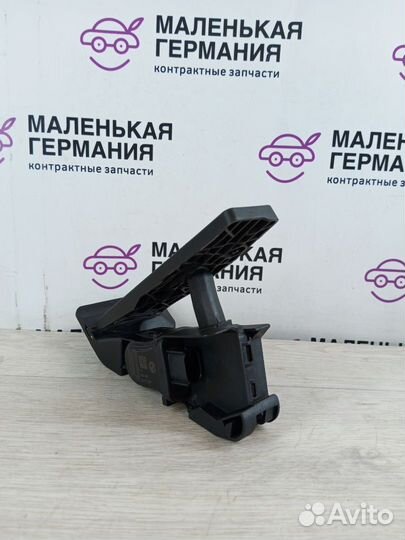 Педаль газа BMW 8 G14/G15 2020 35426871053