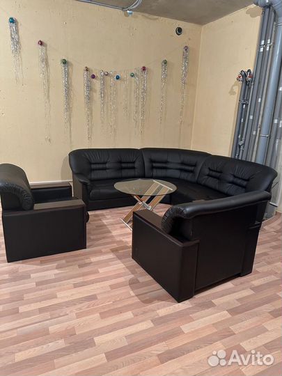 Офисная мебель бу столы тумбы шкафы