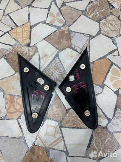 Накладка крыла (уголок) Ford Focus хэтчбэк 1.6