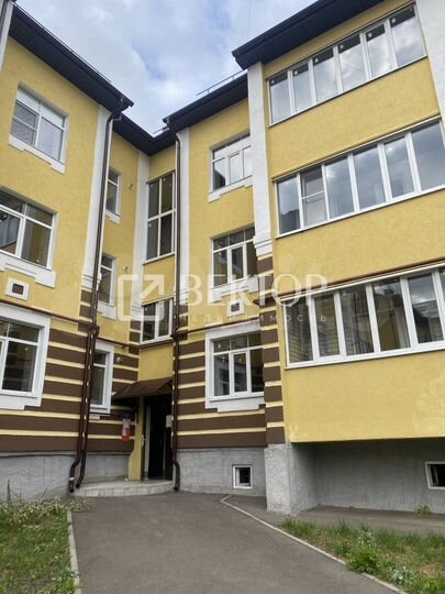 2-к. квартира, 60 м², 3/3 эт.