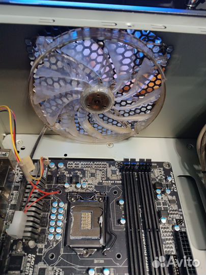 Топовый огромный корпус от TT