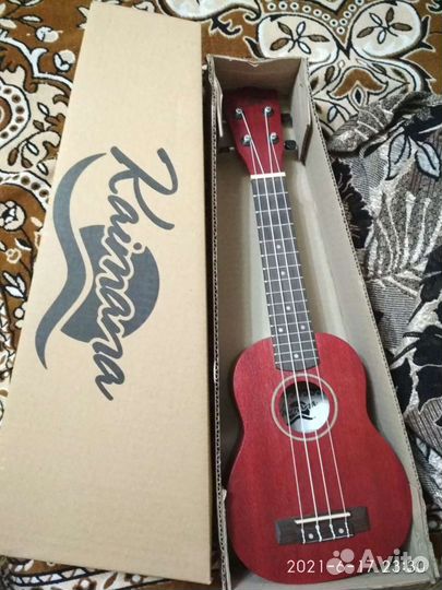 Гитара укулеле