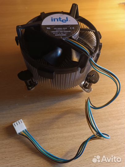 Боксовый кулер intel