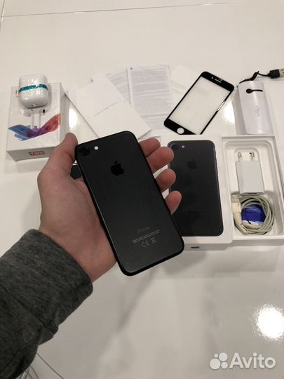 iPhone 7, 32 ГБ
