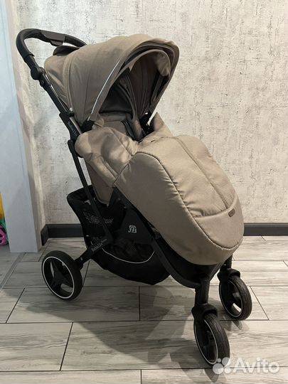 Коляска прогулочная Babalo future 2023