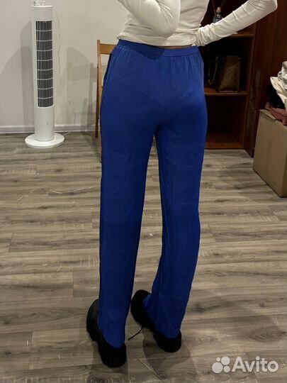 Брюки zara S синие из атласа
