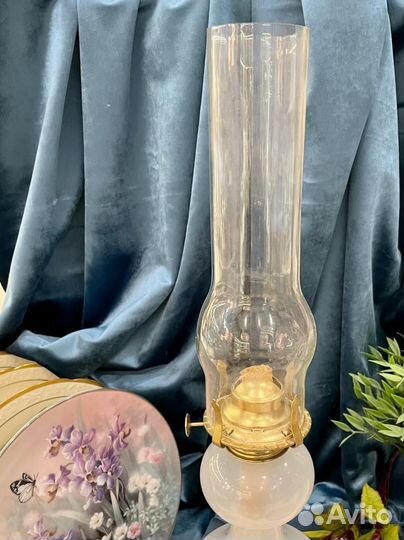 Винтажная керосиновая лампа. Франция