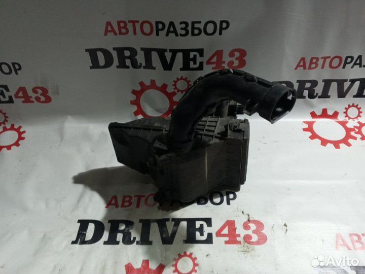 Корпус воздушного фильтра Nissan Note 11 wagon