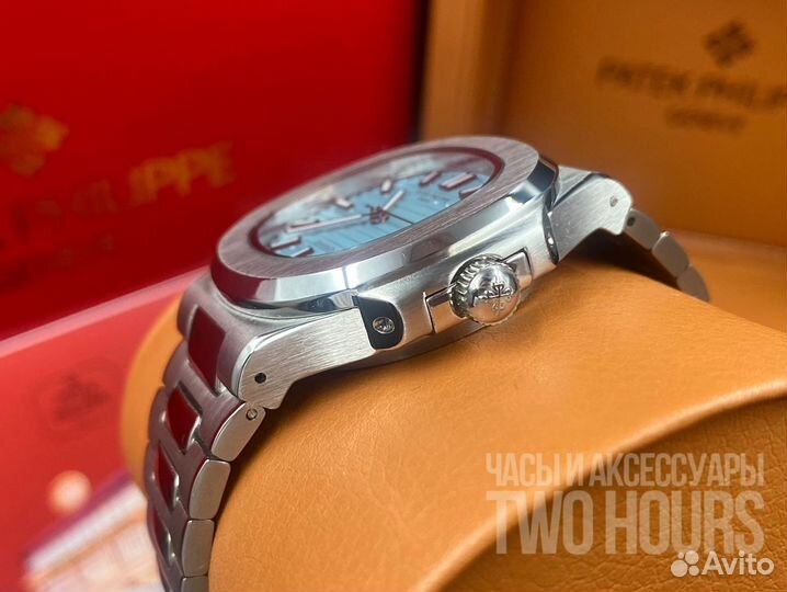 Часы Patek Philippe Nautilus Tiffany