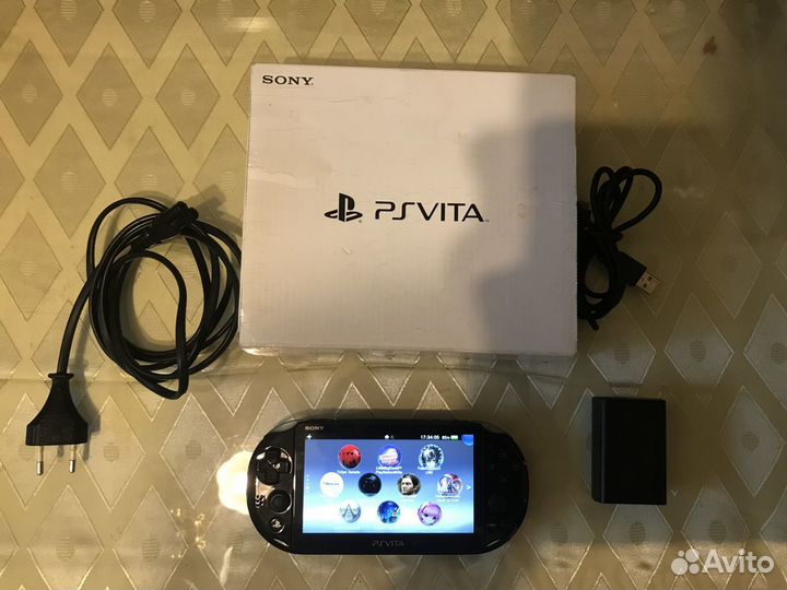 Sony PS Vita slim (2000)