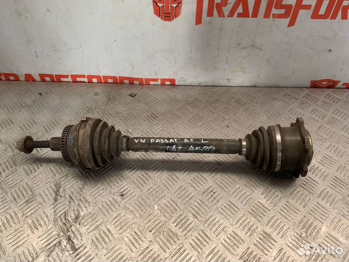Привод, полуось левый Пассат В5