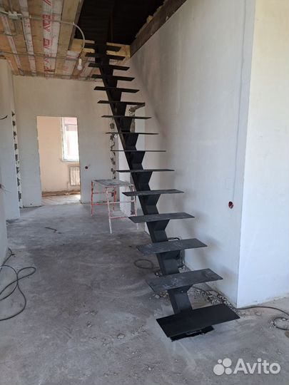 Лестница на монокосоуре