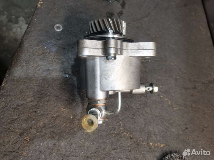 Вакуумный насос Isuzu 4jj1 новый оригинал