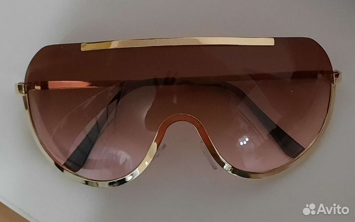 Солнцезащитные очки женские