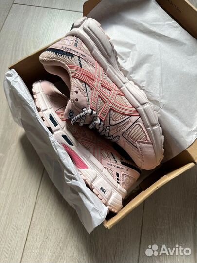 Кроссовки asics