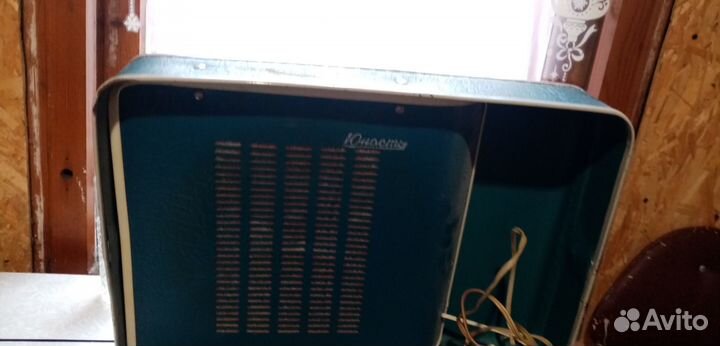 Проигрыватель юность 301