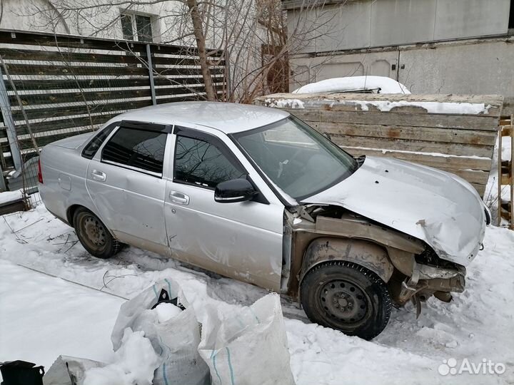 Ваз Приора 2170 по запчастям Снежная королева 690