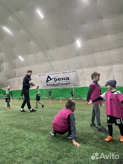 Тренер по футболу