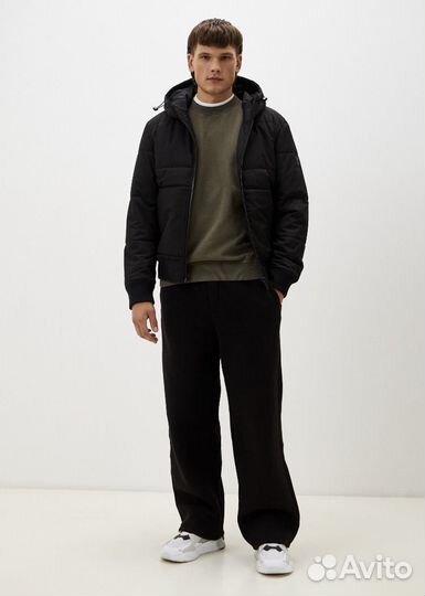Куртка утепленная с капюшоном