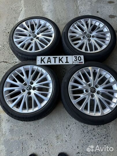 Колёсики на камри оригинал 235/45/18
