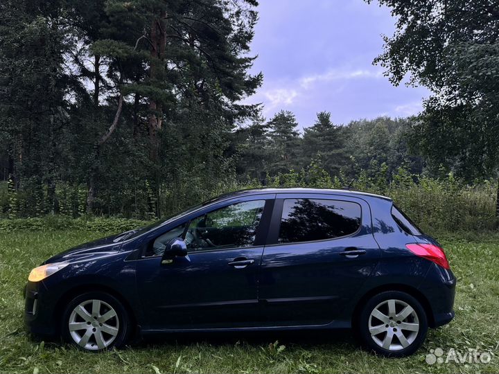 Peugeot 308 1.6 AT, 2008, 140 000 км