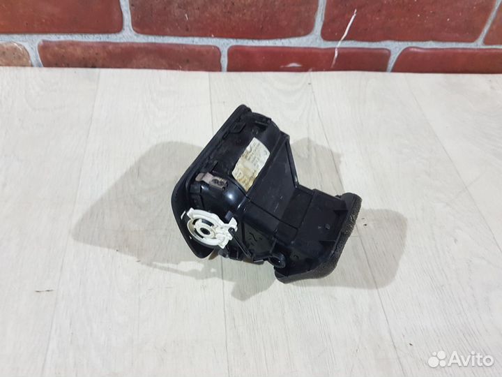 Дефлектор правый Volkswagen polo 2013