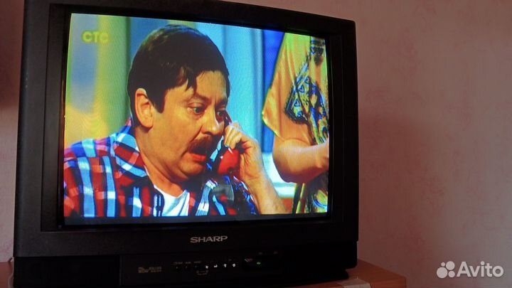 Старый телевизор Sharp