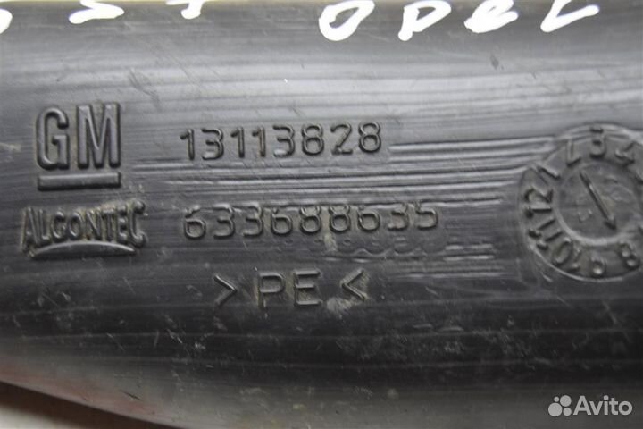 Патрубок воздухозаборника Опель Астра Н