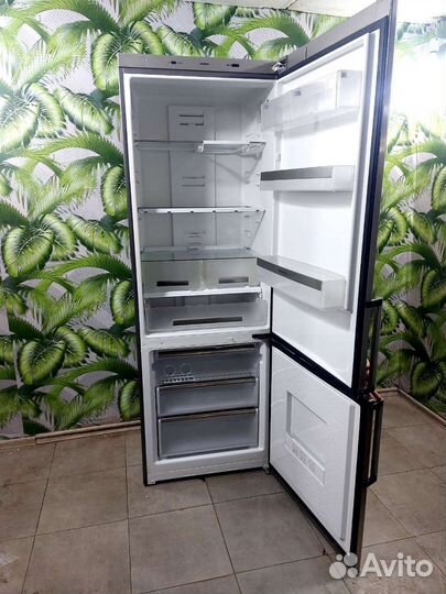 Холодильник б/у серый металлик Siemens no frost