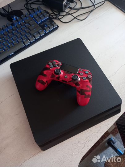 Sony PS4 slim