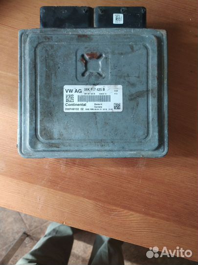 Блок управления двигателем Vag