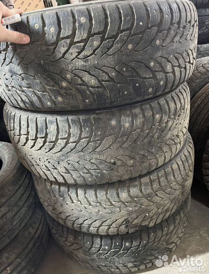 Nokian Tyres Hakkapeliitta 9 SUV 265/60 R18 23J