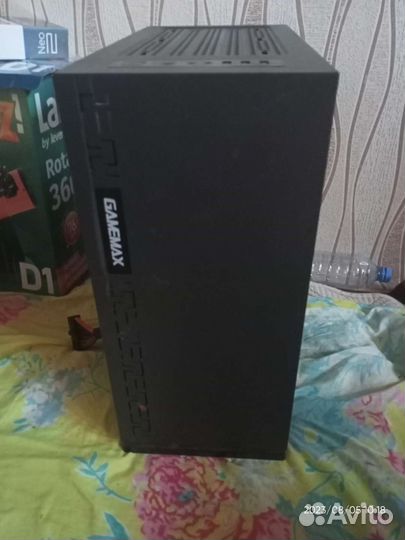 Корпус GameMax Miditower + бп DNS 550w