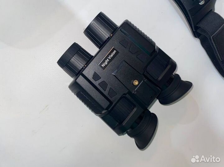 Прибор ночного видения /пнв /С креплением