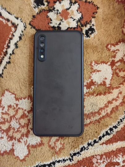 Samsung Galaxy A50, 6/128 ГБ