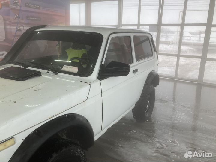 LADA 4x4 (Нива) 1.7 МТ, 2010, 30 000 км