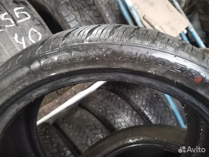 Goodyear UltraGrip 215/40 R17 87V