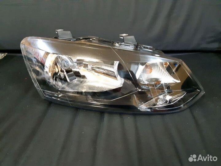 Фара новая Polo Sedan 11-20