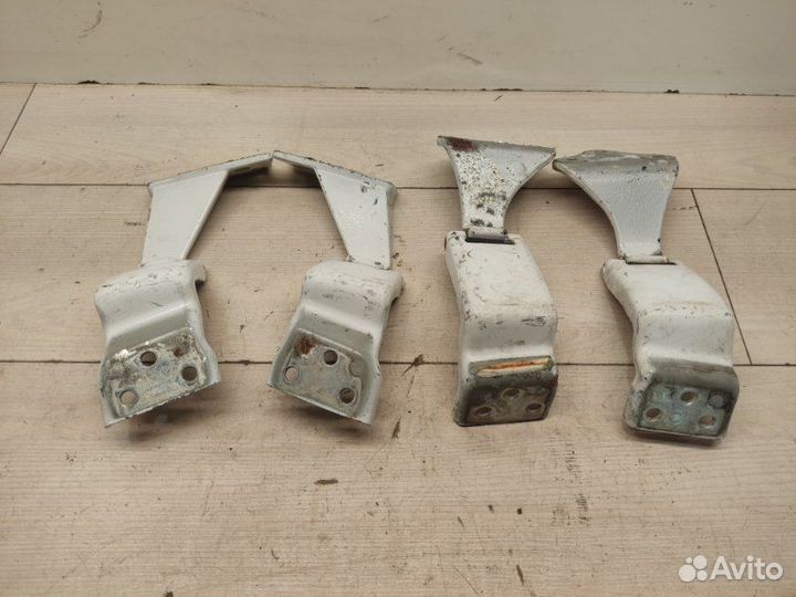 Петли двери задние Mercedes Vito W639 ом646 2006