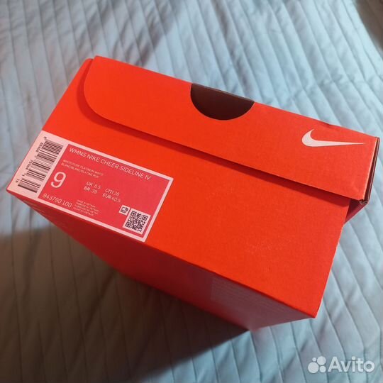 Кроссовки nike женские