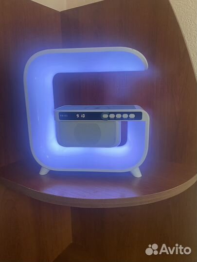 Беспроводная зарядка ночник
