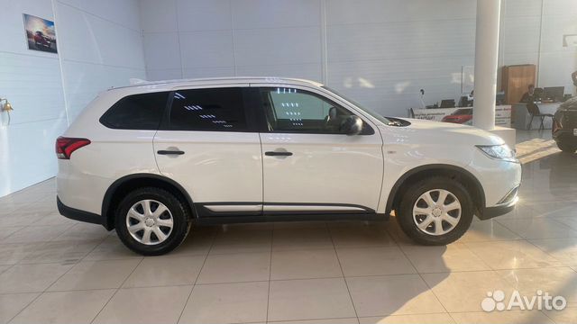 Mitsubishi Outlander 2.0 CVT, 2017, 144 144 км