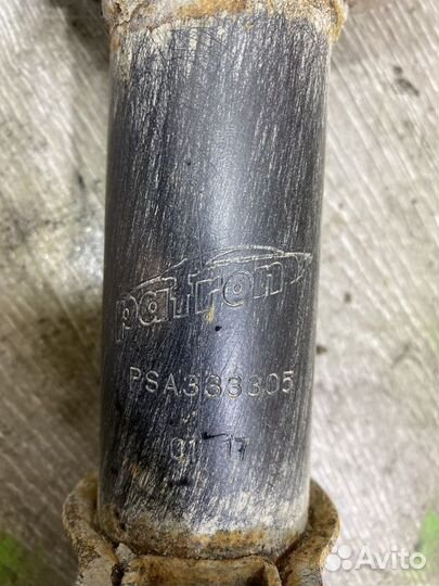 Амортизатор передний правый Hyundai Accent