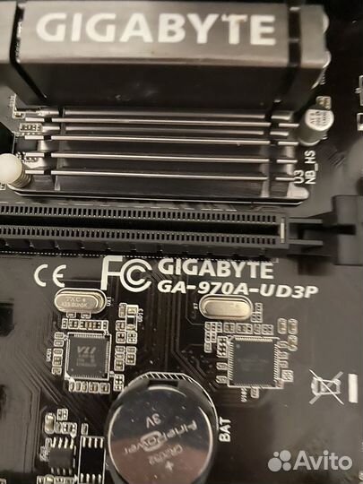 Материнская плата с процессором и памятью