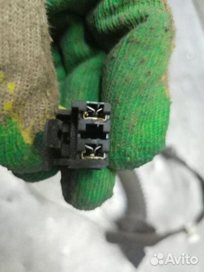 Проводка двери задняя левая Renault Sandero 1 K7M