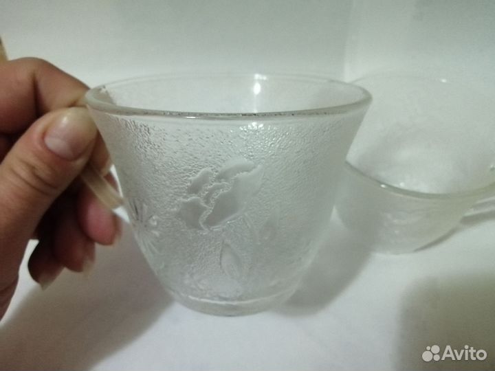 Две чашки с блюдцами стекло новые