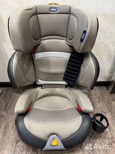 Автокресло Chicco