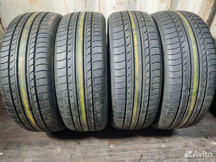 Yokohama dB Decibel E70N 215/55 R17