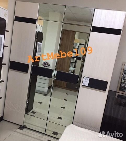 Спальный гарнитур