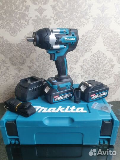 Гайковерт аккумуляторный Makita 700 N.M